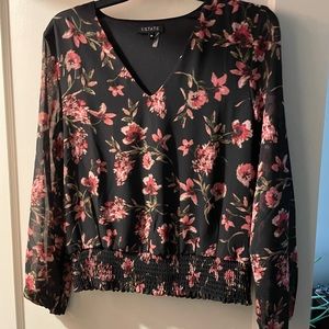 1.STATE WOMEN’S FLORAL BLOUSE SIZE MEDIUM